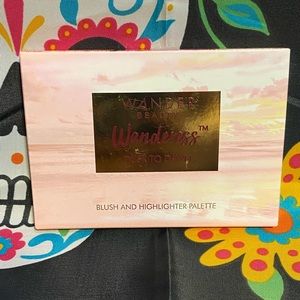 Wander beauty blush and highlighter palette